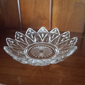5.5" Vintage Federal Clear Cut Glass Petal Pointed Bowl Trinket Dish